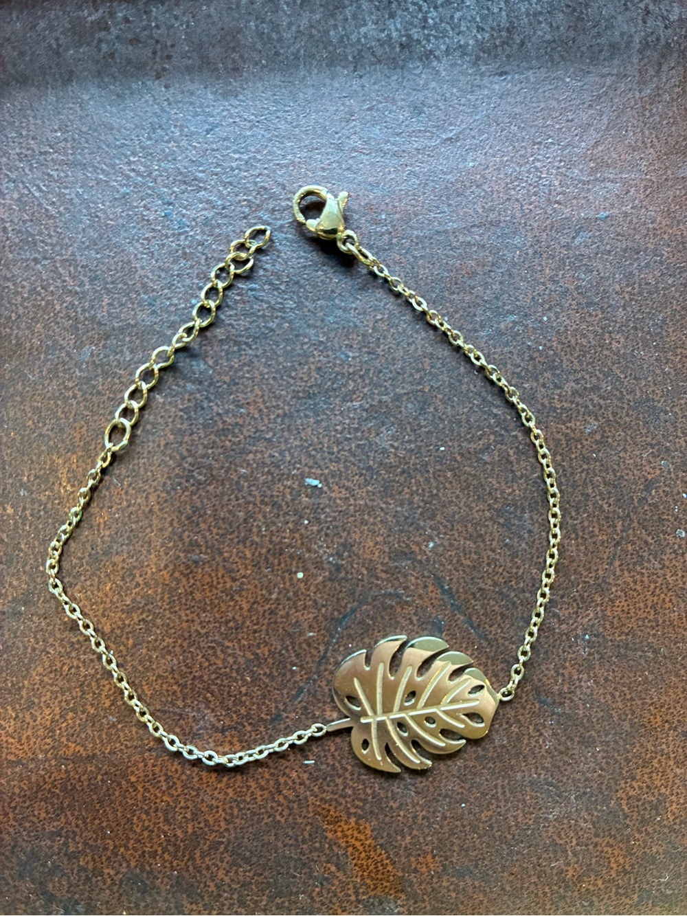 Gold tone Monstera Leaf Chain Bracelet - Women Jewelry